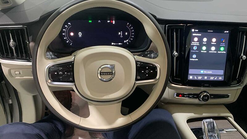 Volvo S90 2.0 B4 P INSCRIPTION AUTO 197 4P
