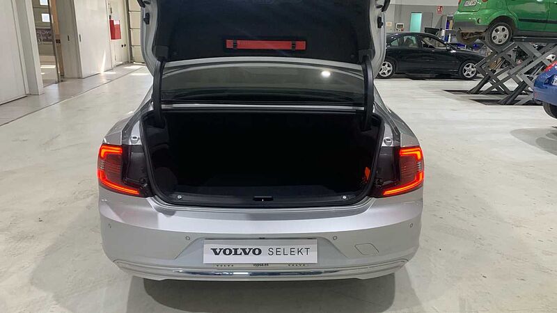 Volvo S90 2.0 B4 P INSCRIPTION AUTO 197 4P