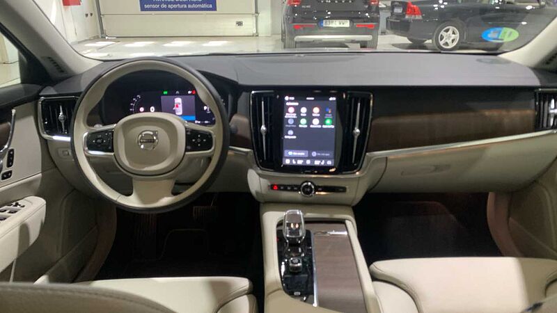 Volvo S90 2.0 B4 P INSCRIPTION AUTO 197 4P