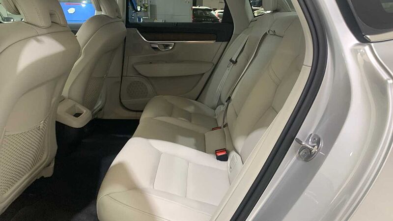 Volvo S90 2.0 B4 P INSCRIPTION AUTO 197 4P